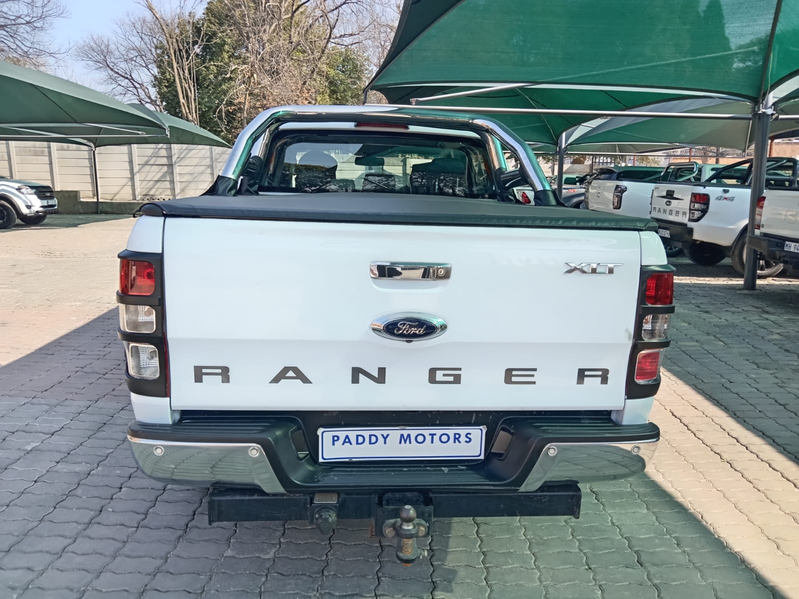 
								Ford Ranger 3.2 TDCI Double cab 4×4. full									