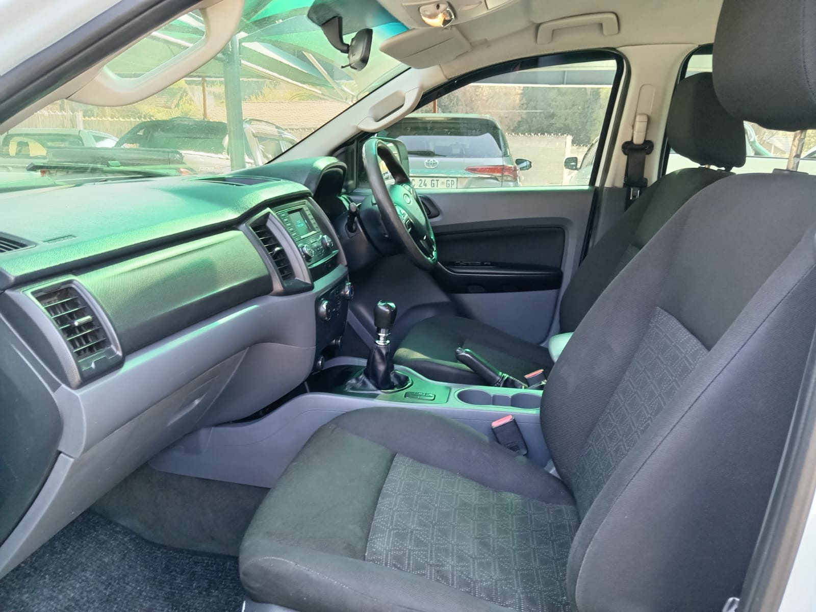 
								Ford Ranger 2.2 TDCI Double cab 4×2 full									