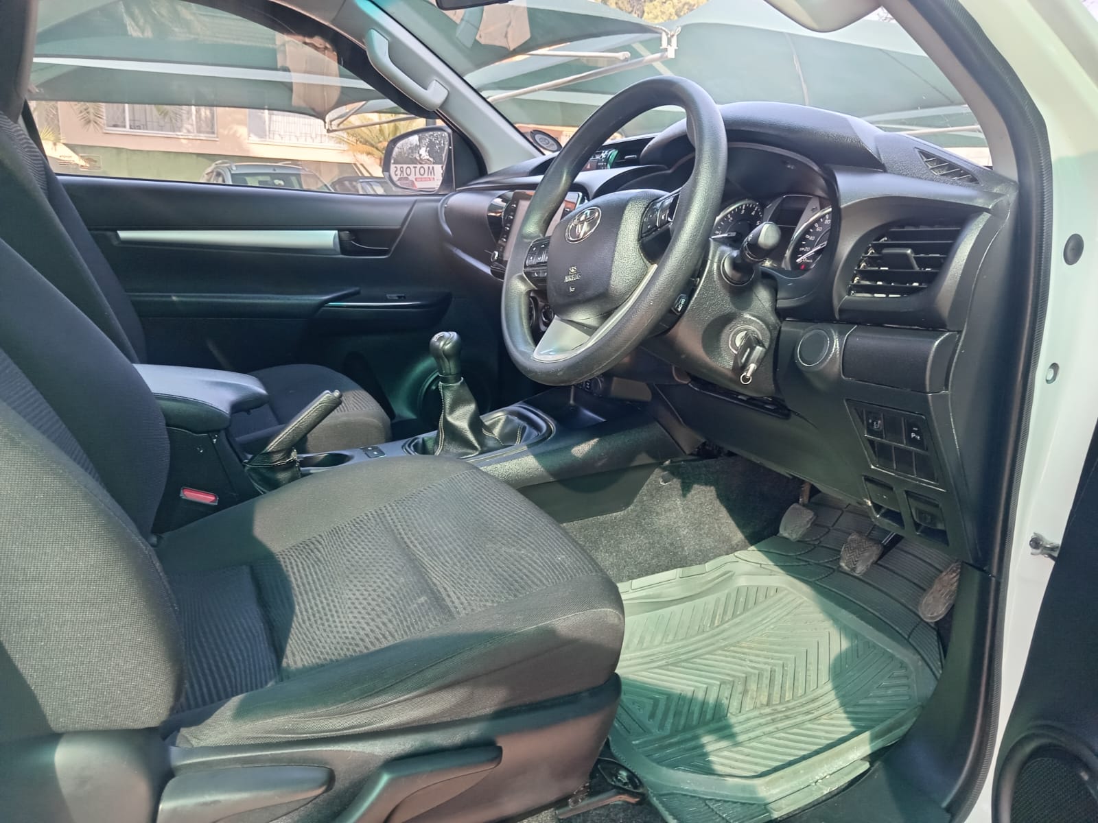 
								Toyota Hilux 2.4 GD6 Single cab 4×4. full									