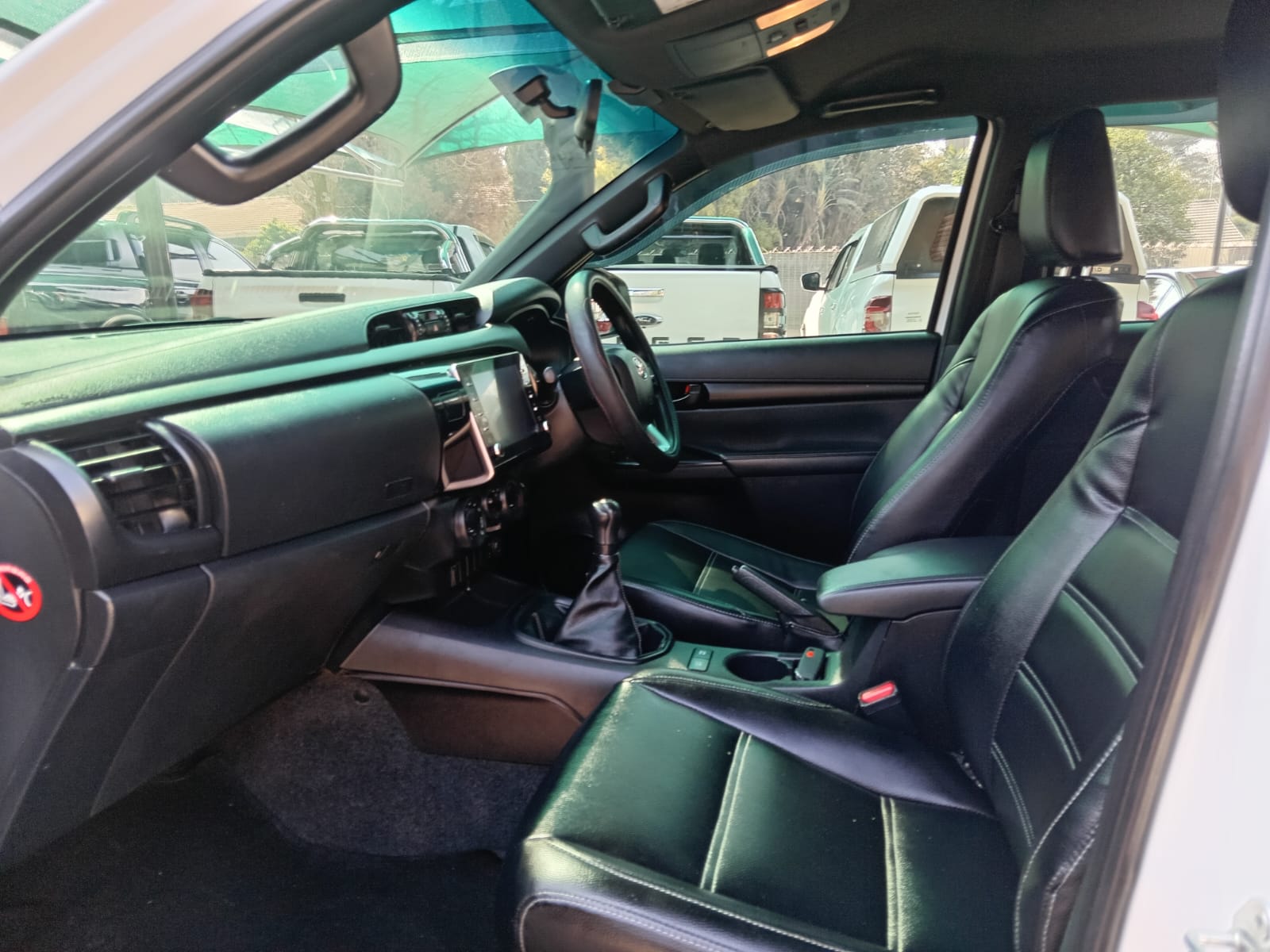 
								Toyota Hilux 2.4GD6 Double cab 4×4 full									