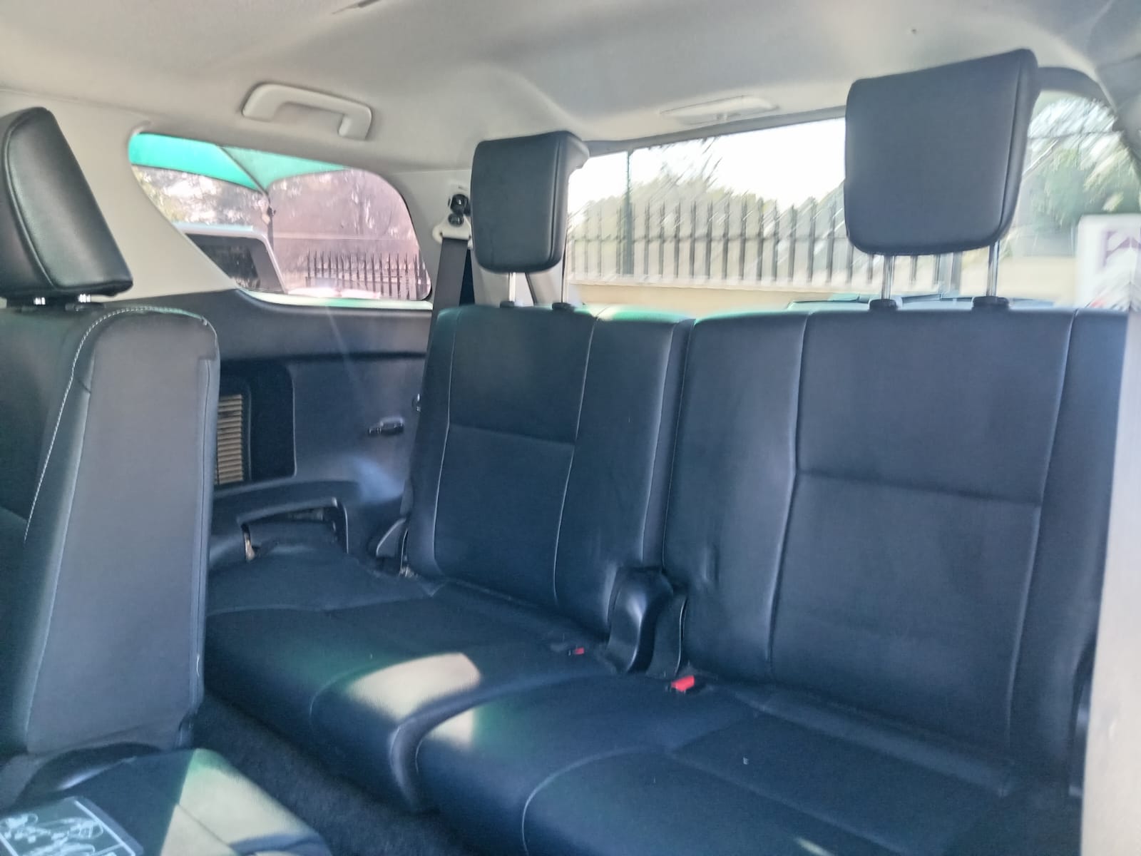 
								Toyota Fortuner 2.8GD6 4X4 full									