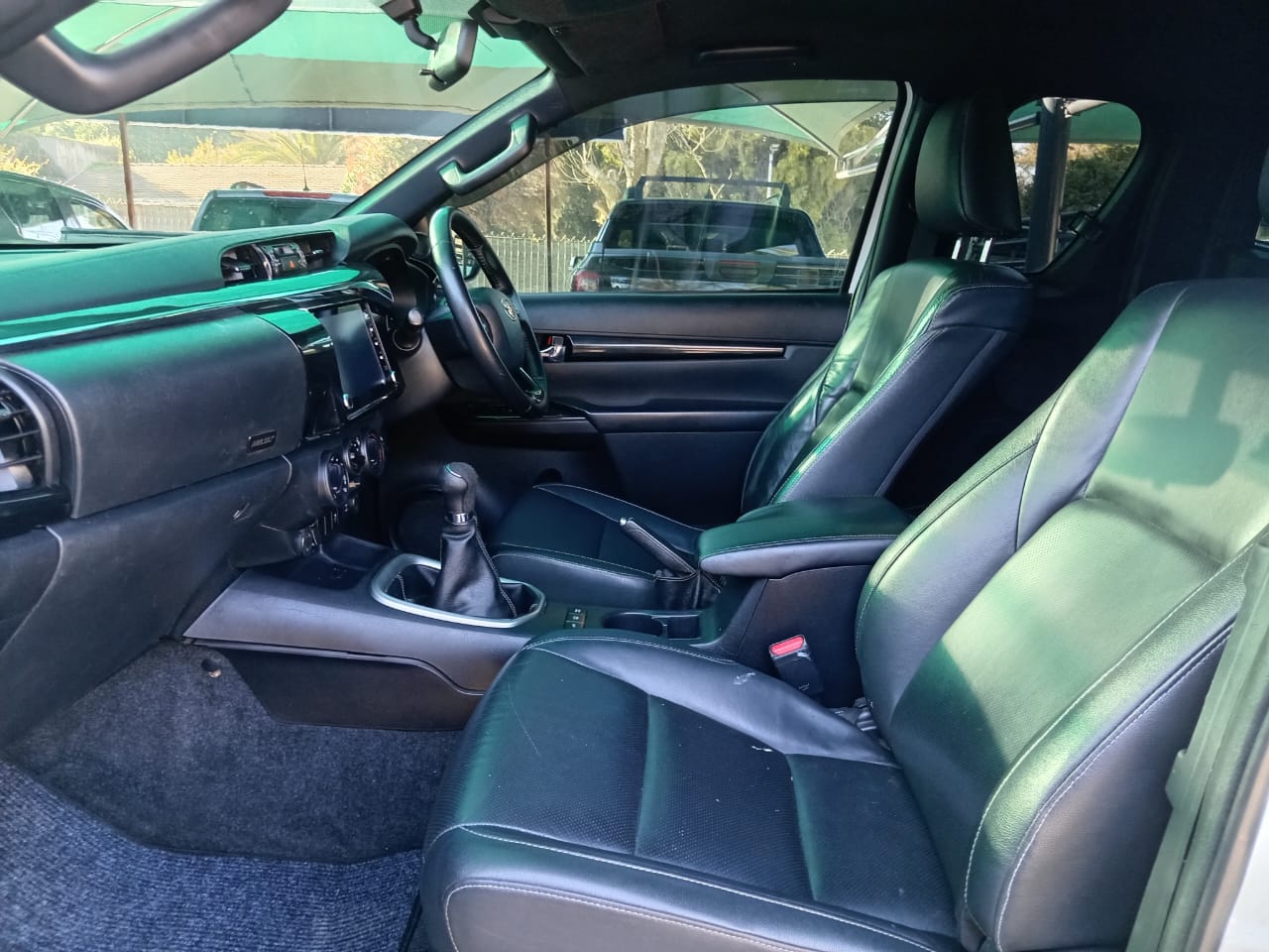 
								Toyota Hilux 2.8GD6 Extra cab 4×4 legend 50. full									