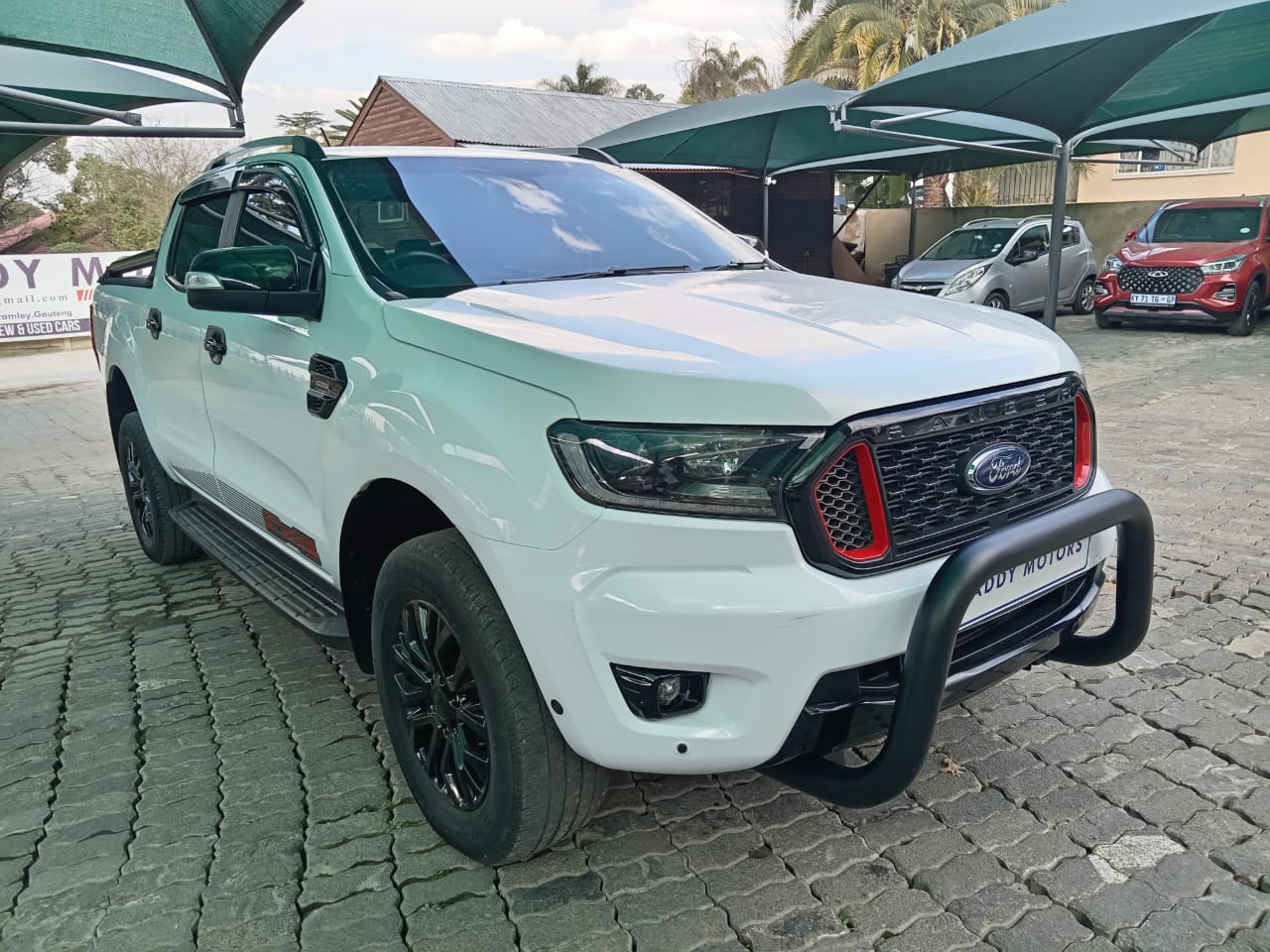 
								Ford Ranger 2.0 FX4 4X2 full									