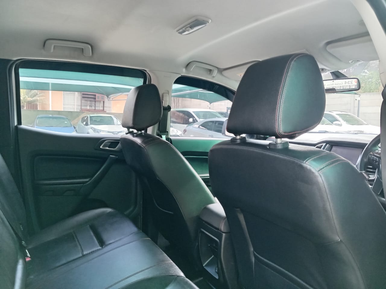 
								Ford Ranger 2.0 FX4 4X2 full									