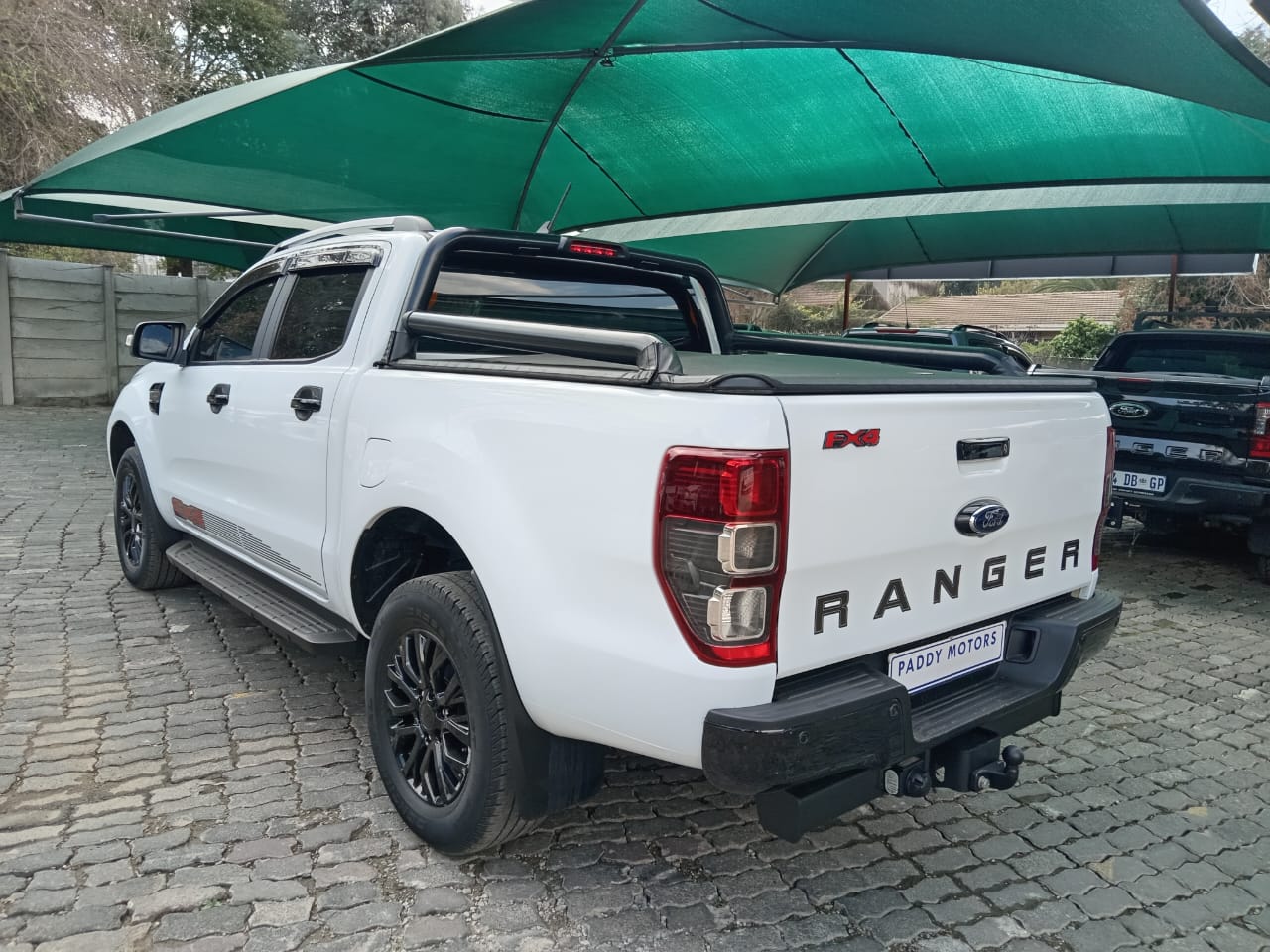 
								Ford Ranger 2.0 FX4 4X2 full									