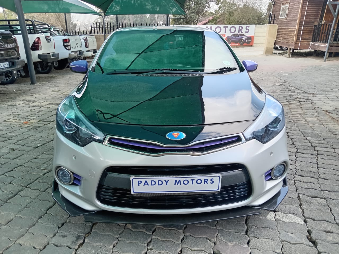 
								Kia Serato 1.6 EX auto -dr. full									