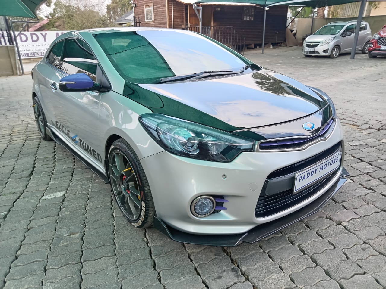 
								Kia Serato 1.6 EX auto -dr. full									