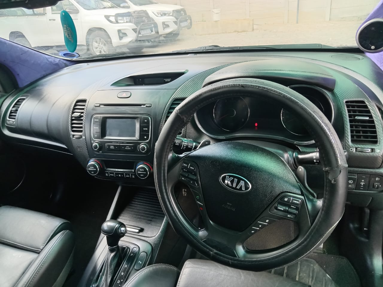 
								Kia Serato 1.6 EX auto -dr. full									