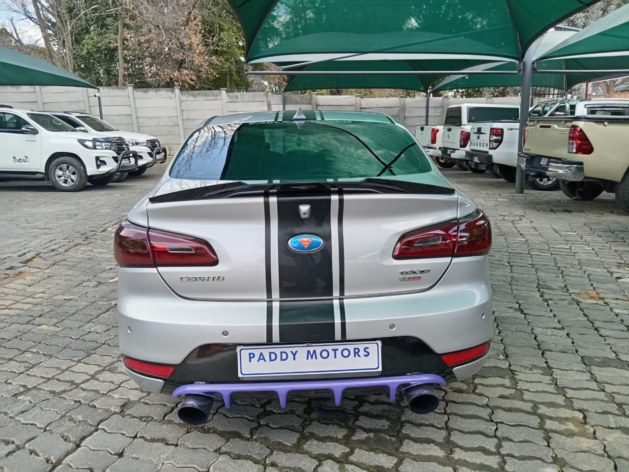 
								Kia Serato 1.6 EX auto -dr. full									