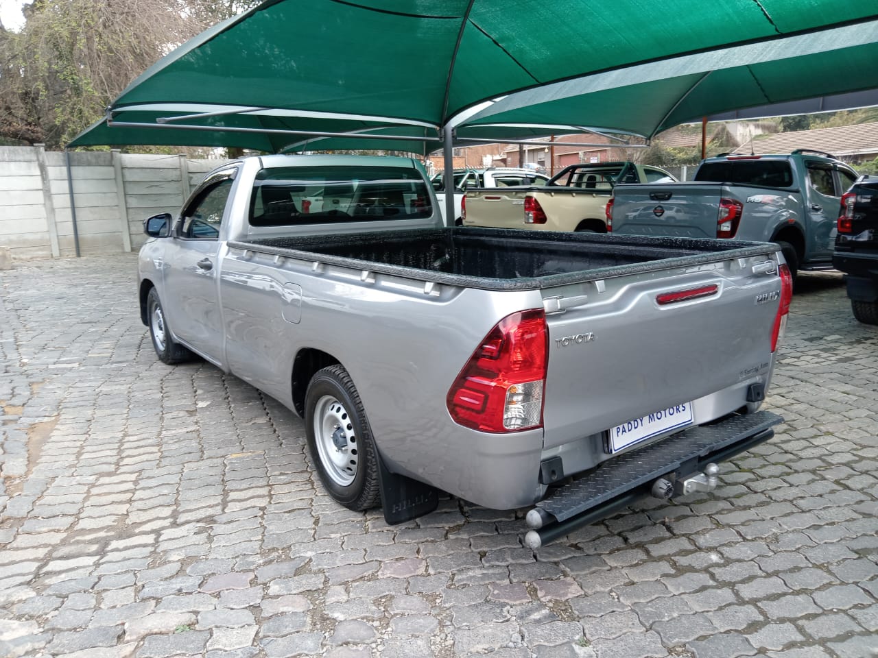
								Toyota Hilux 2.4GD Single cab full									