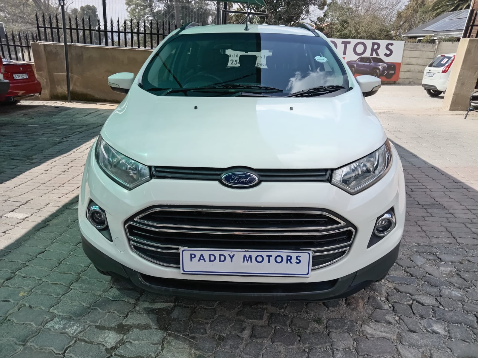 
								Ford EcoSport 1.0 Trend full									