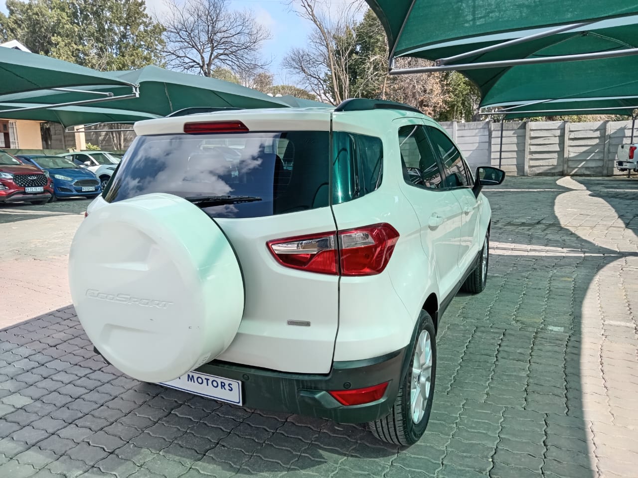 
								Ford EcoSport 1.0 Trend full									