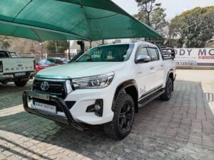Toyota Hilux 2.8GD6 Double cab 4×2