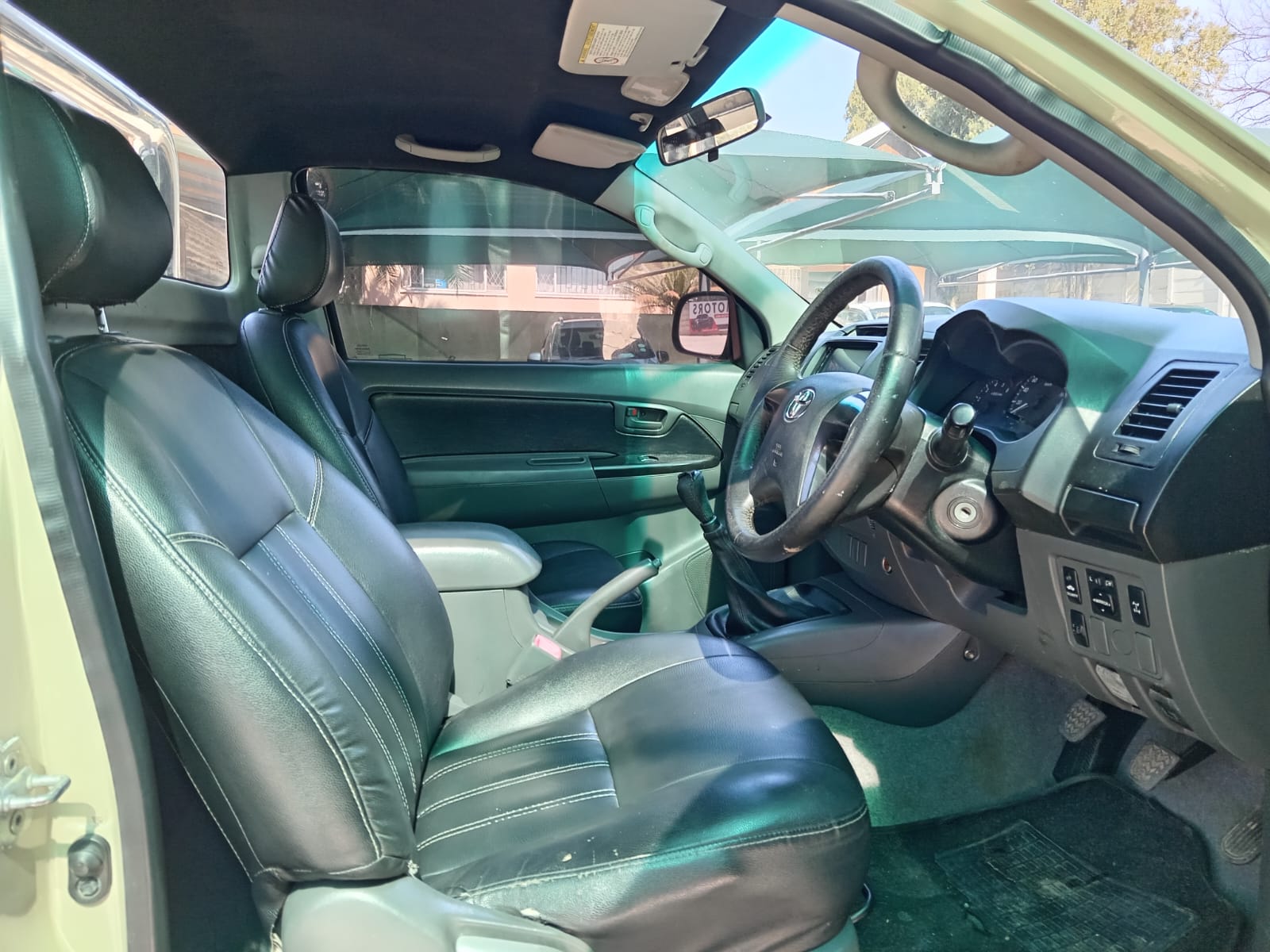 
								Toyota Hilux 2.5 D4D Single cab 4×2 full									