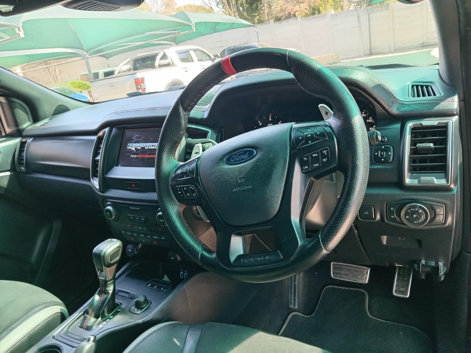 
								Ford Ranger 2.0 Bi-turbo Double cab Raptor 4×4. full									