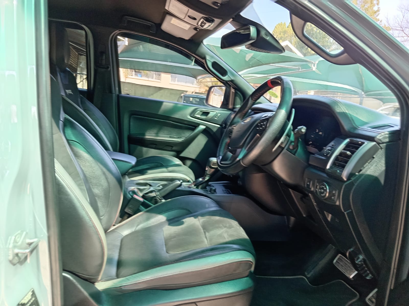 
								Ford Ranger 2.0 Bi-turbo Double cab Raptor 4×4. full									