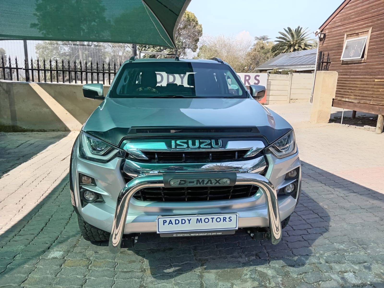 
								Isuzu D-max 1.9  LS double cab 4X2 full									