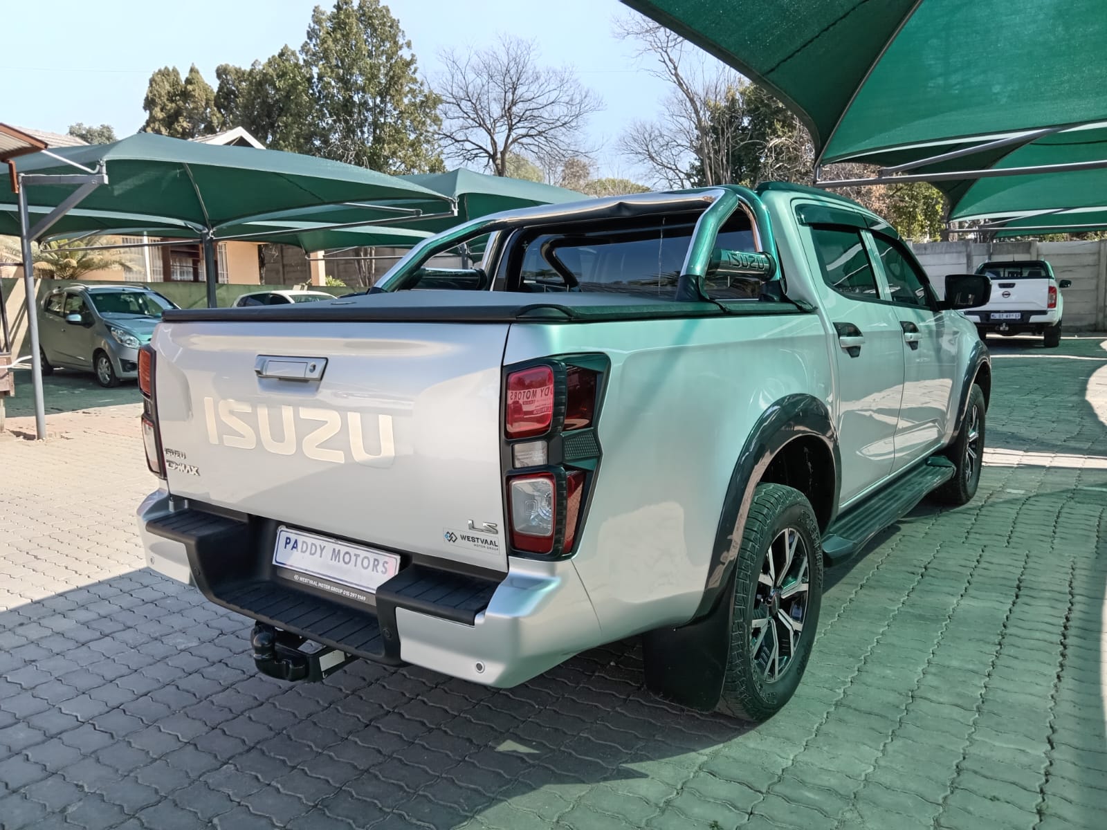
								Isuzu D-max 1.9  LS double cab 4X2 full									