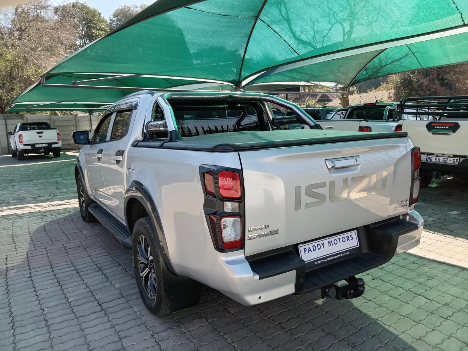 
								Isuzu D-max 1.9  LS double cab 4X2 full									