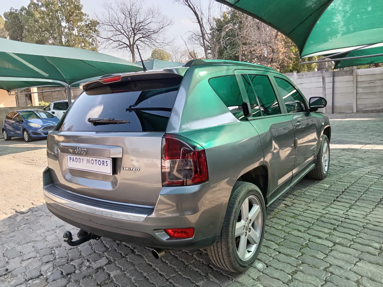 
								Jeep Compass 2.0. full									