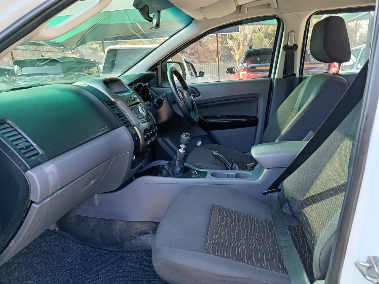 
								Ford Ranger 2.2 TDCI Double cab 4x full									