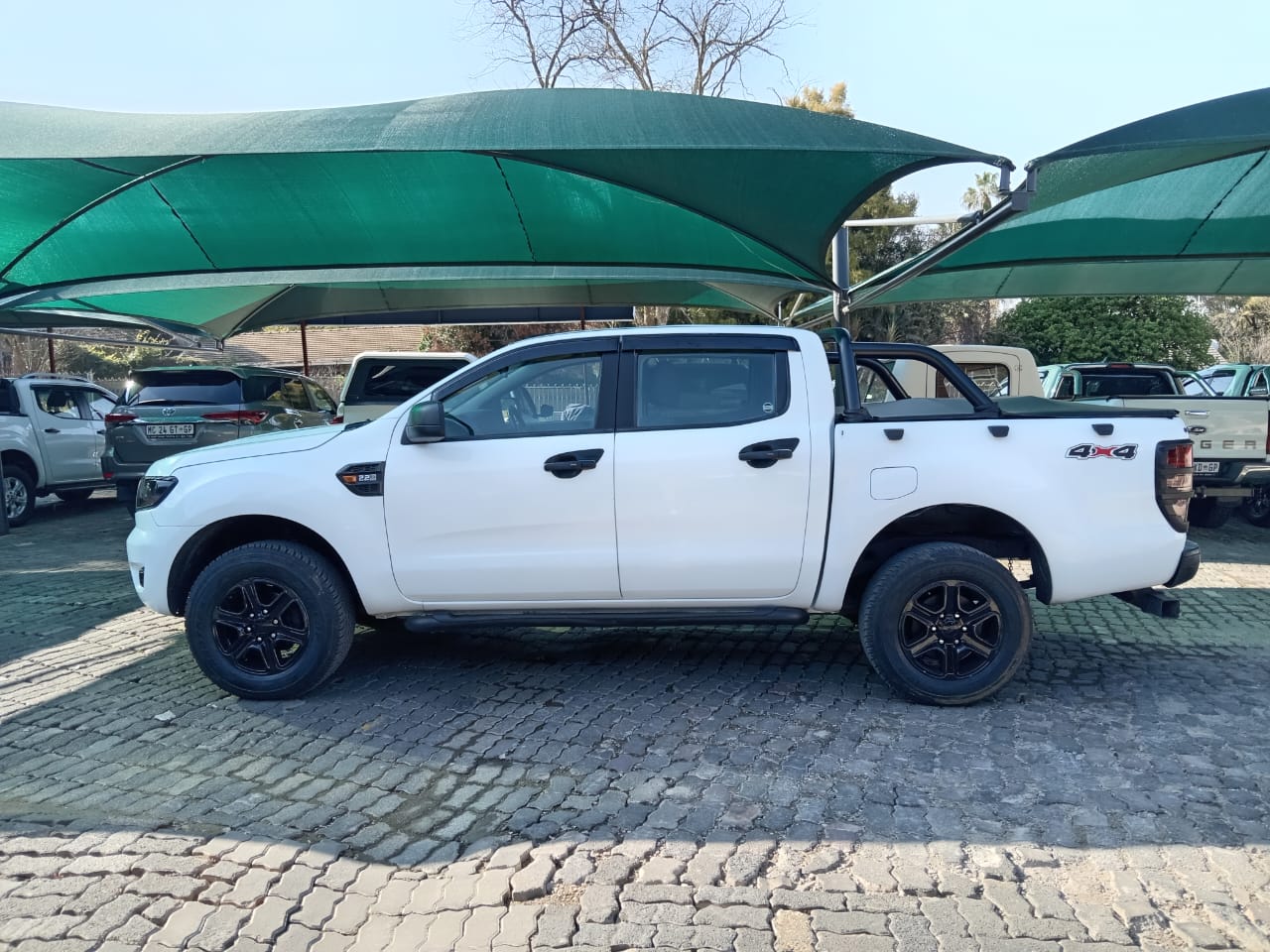 
								Ford Ranger 2.2 TDCI Double cab 4x full									