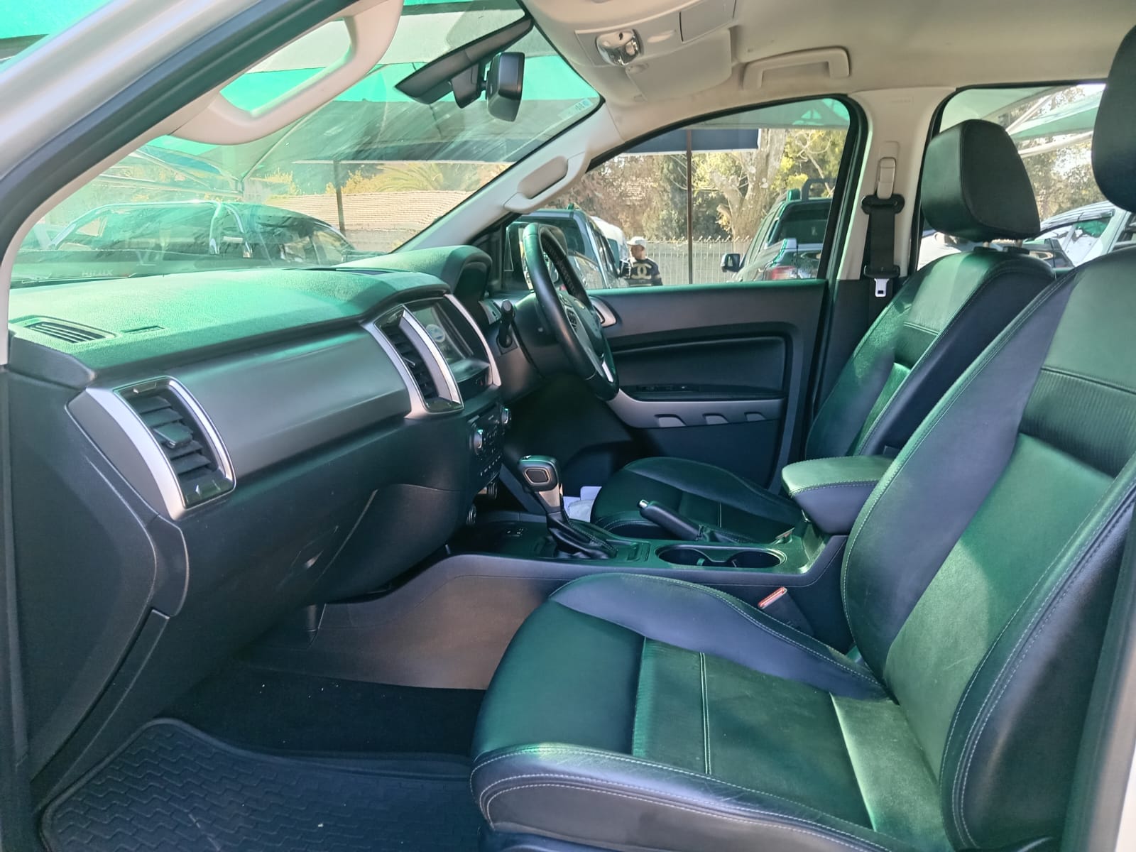 
								Ford Ranger 2.2 TDCI Extra cab 4×2 full									