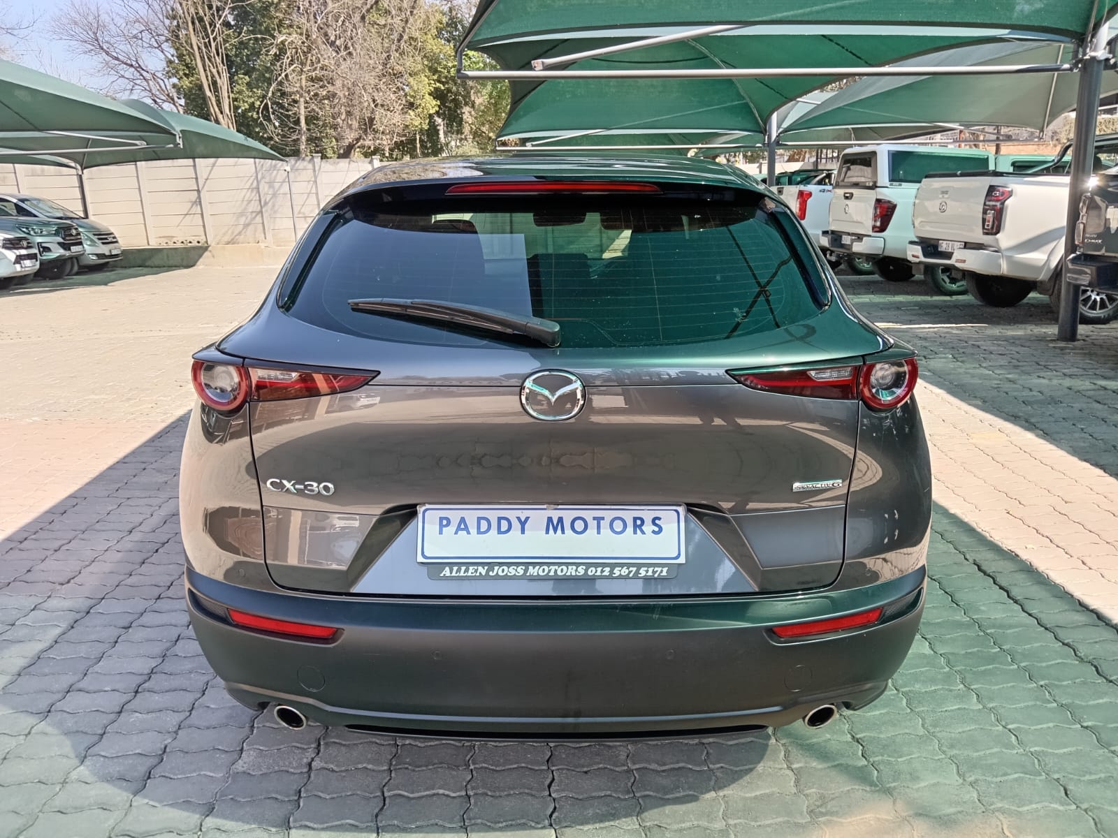 
								Mazda CX-30 2.0L SKYACTIVE full									