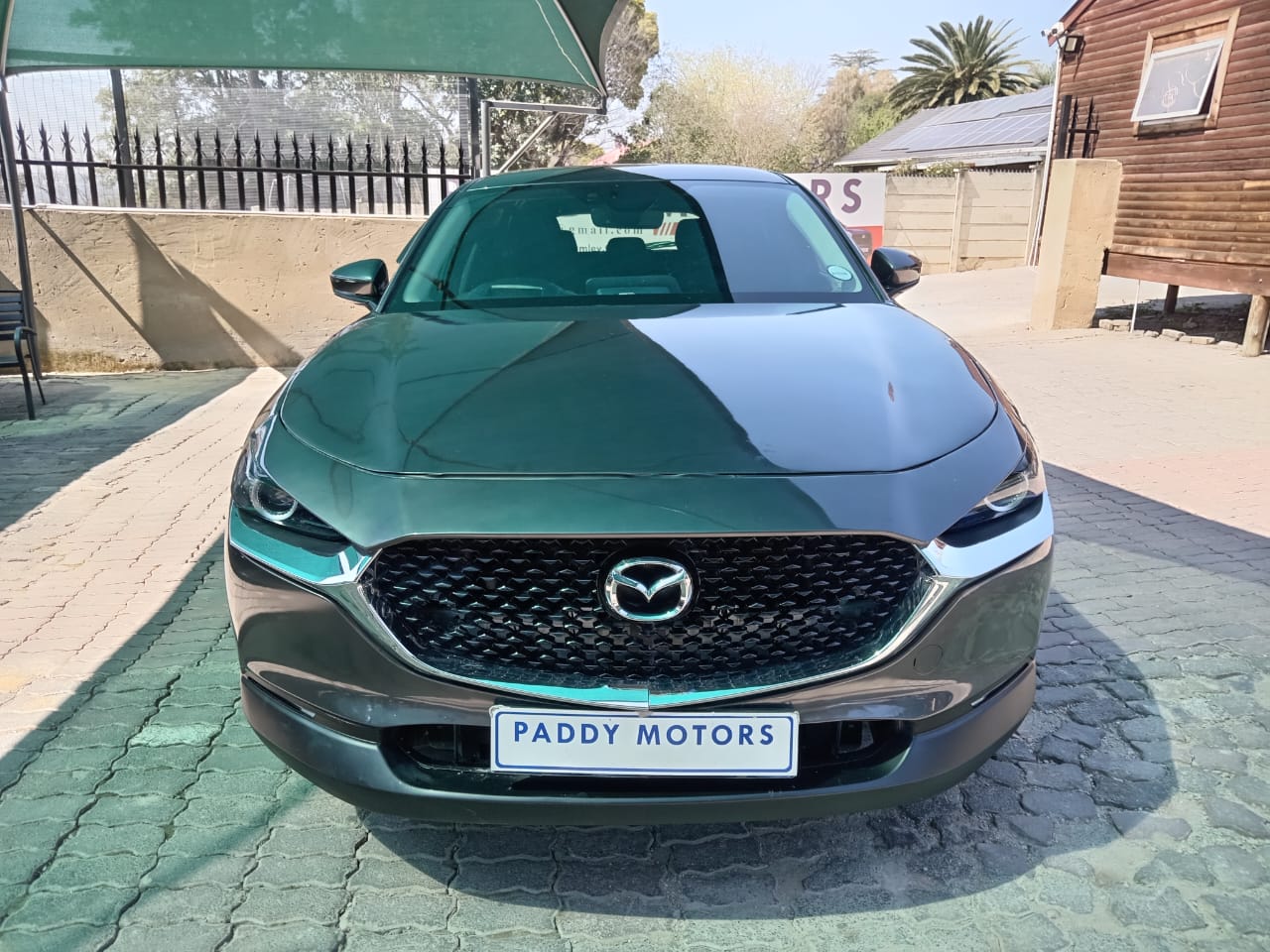 
								Mazda CX-30 2.0L SKYACTIVE full									