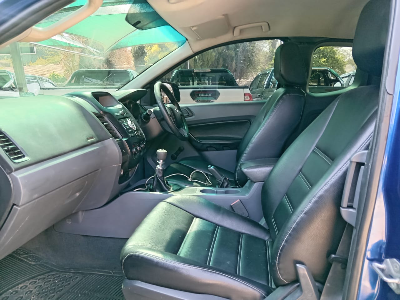 
								Ford Ranger 2.2 TDCI Super cab full									