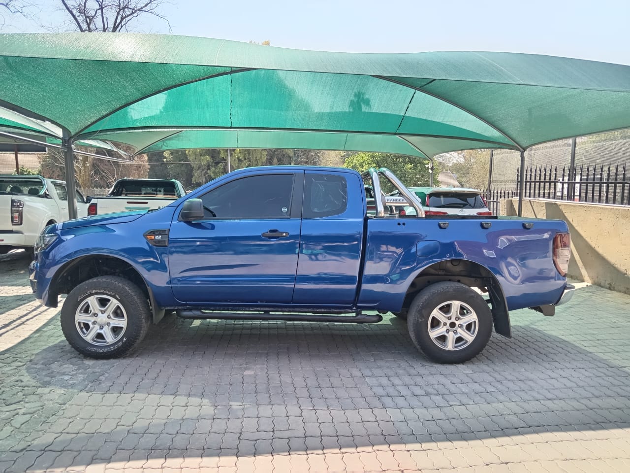 
								Ford Ranger 2.2 TDCI Super cab full									