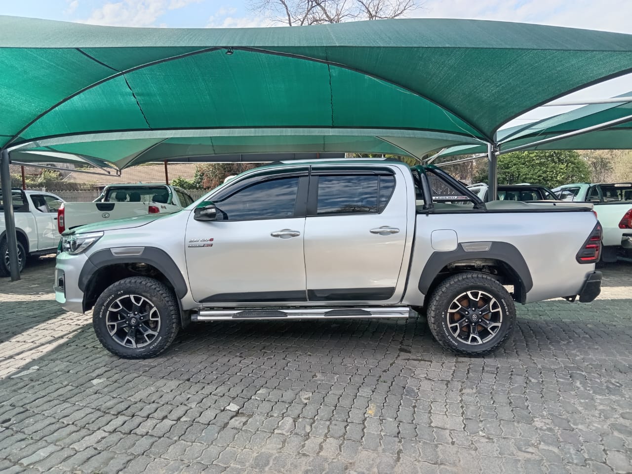 
								Toyota Hilux 2.8 GD6 Legend 50 4×4 full									