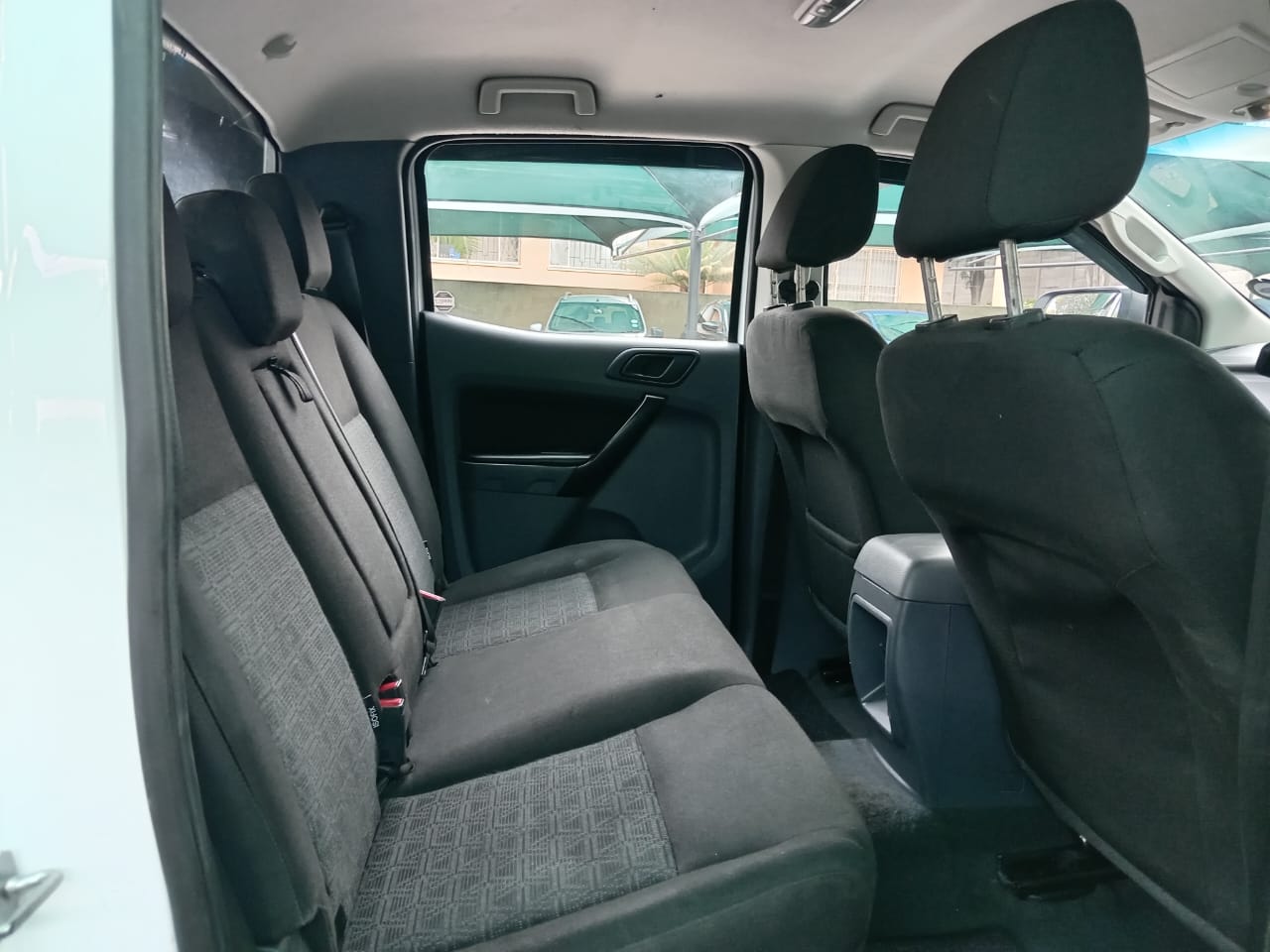 
								Ford Ranger 2.2 TDCI Double cab 4X4 XL full									