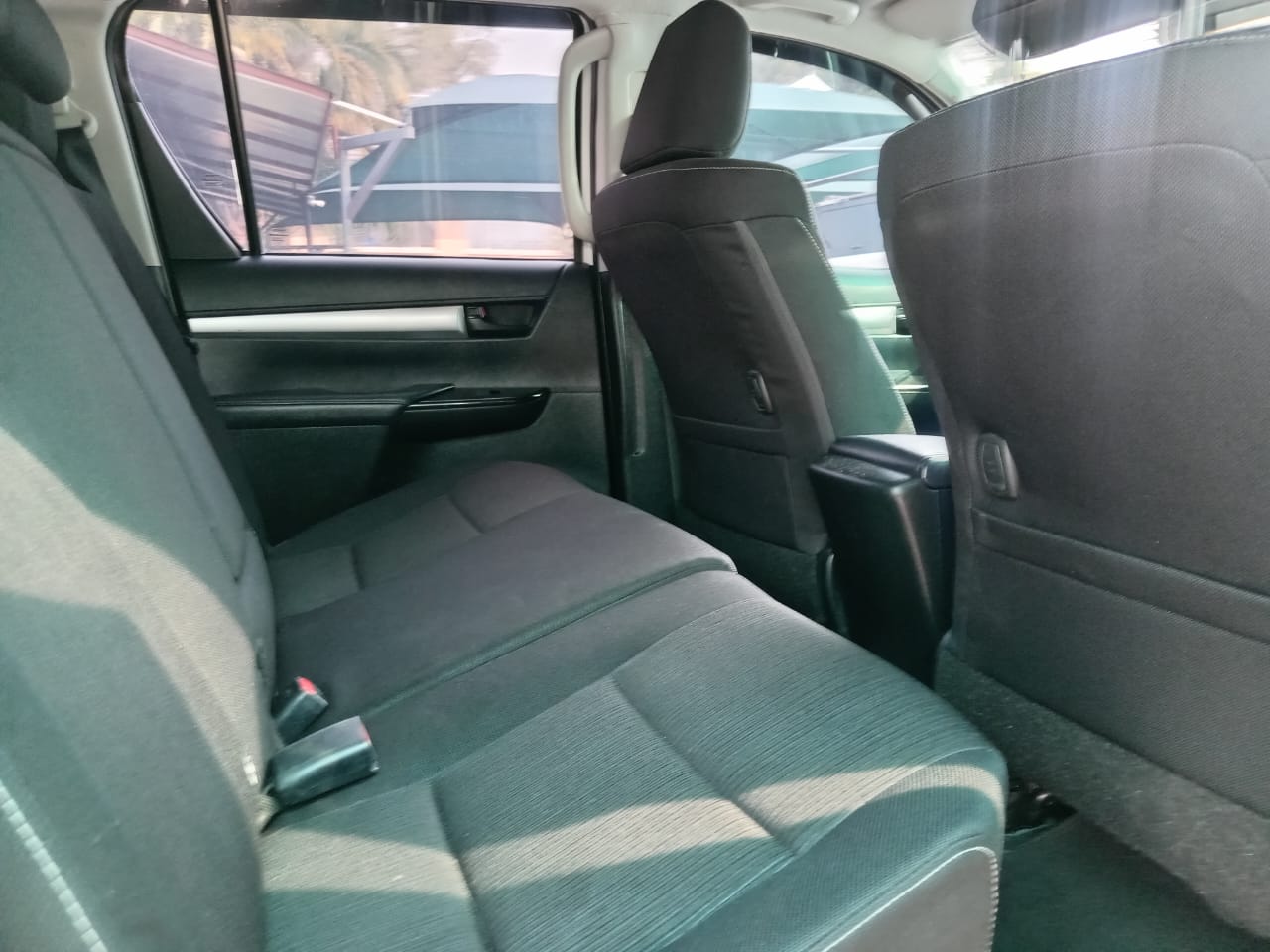 
								Toyota Hilux 2.4 GD6 Double cab 4×2 full									