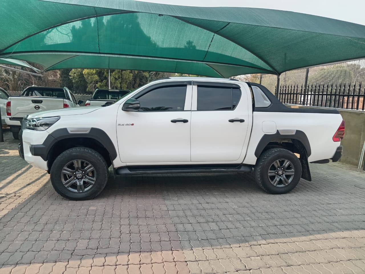 
								Toyota Hilux 2.4 GD6 Double cab 4×2 full									