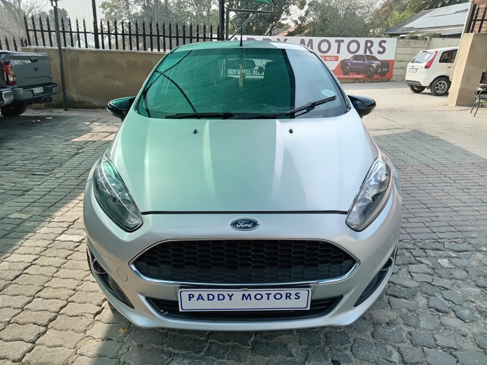 
								Ford Fiesta 1.0 EcoBoost Auto full									