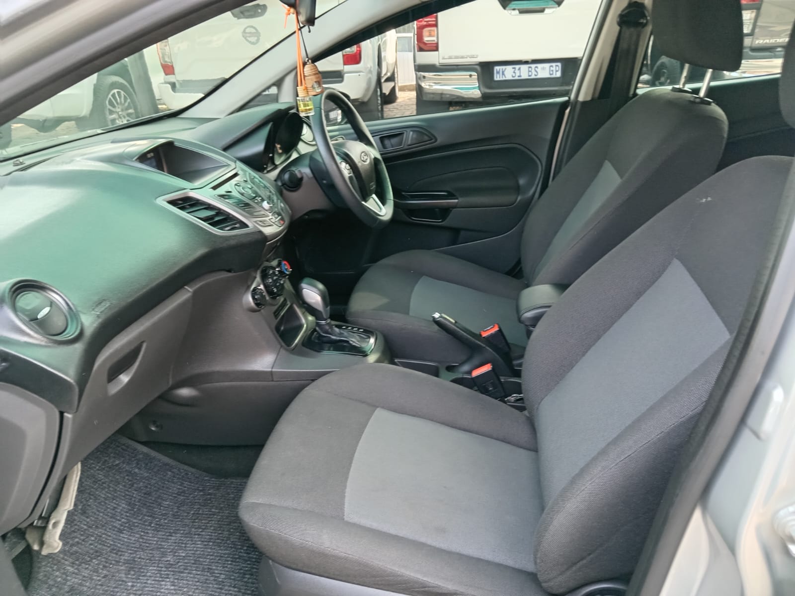 
								Ford Fiesta 1.0 EcoBoost Auto full									