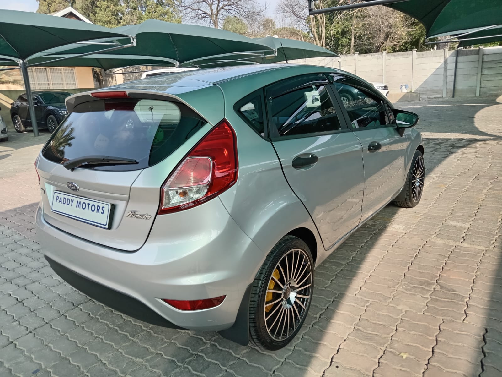 
								Ford Fiesta 1.0 EcoBoost Auto full									