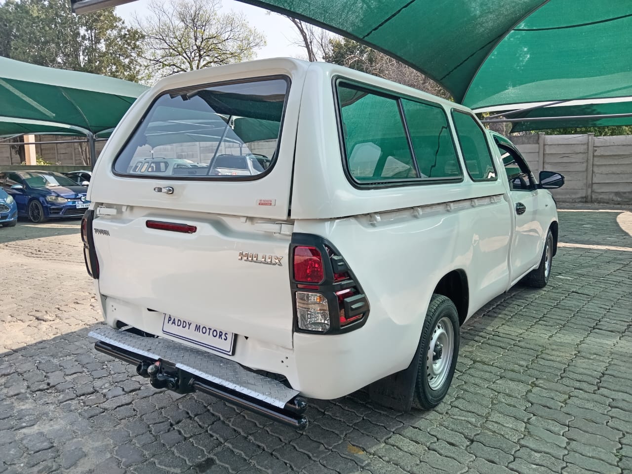 
								Toyota Hilux 2.4GD Single cab low base full									