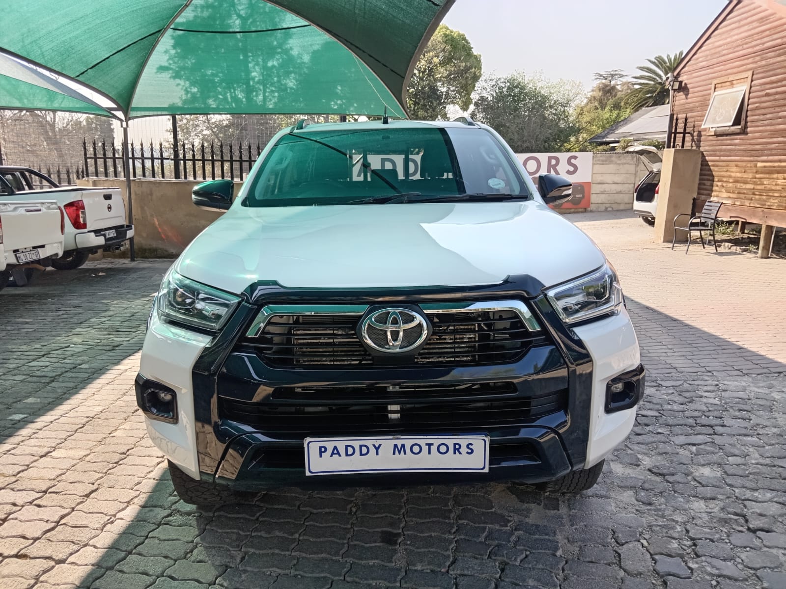 
								Toyota Hilux 2.4 GD6 Double cab 4×2. full									