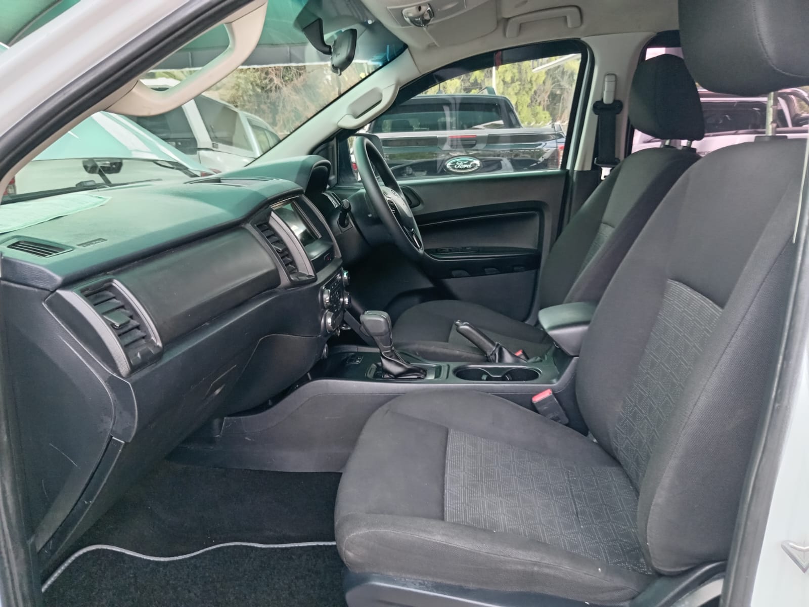 
								Ford Ranger 2.2 TDCI Double cab full									