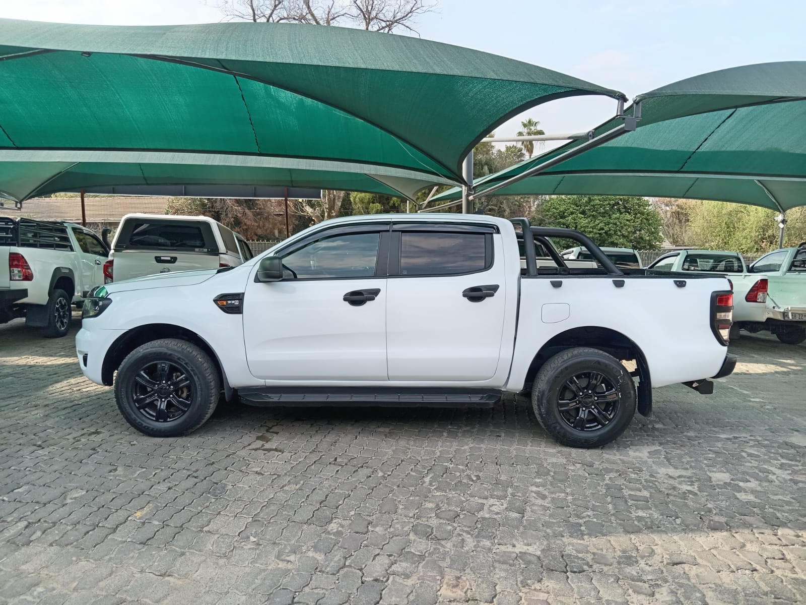 
								Ford Ranger 2.2 TDCI Double cab full									