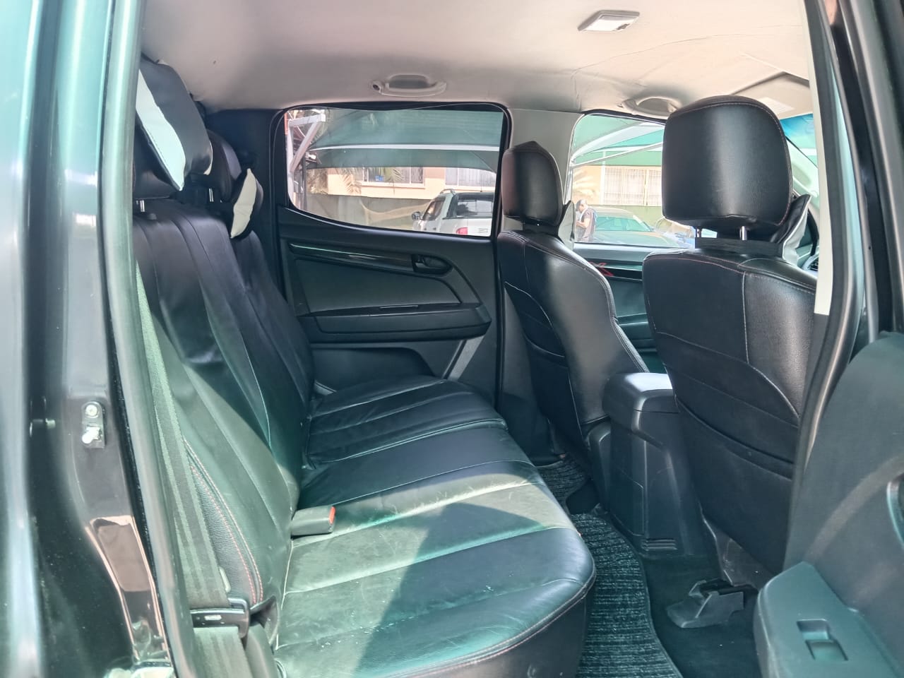 
								Isuzu KB 250 D-max X-rider double cab 4X2 full									