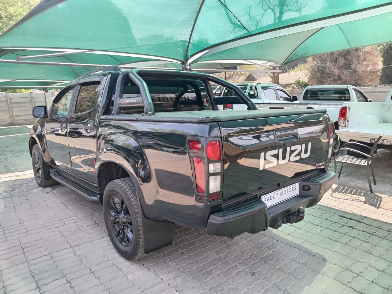 
								Isuzu KB 250 D-max X-rider double cab 4X2 full									