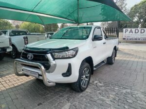 Toyota Hilux 2.4GD6 single cab 4X4.
