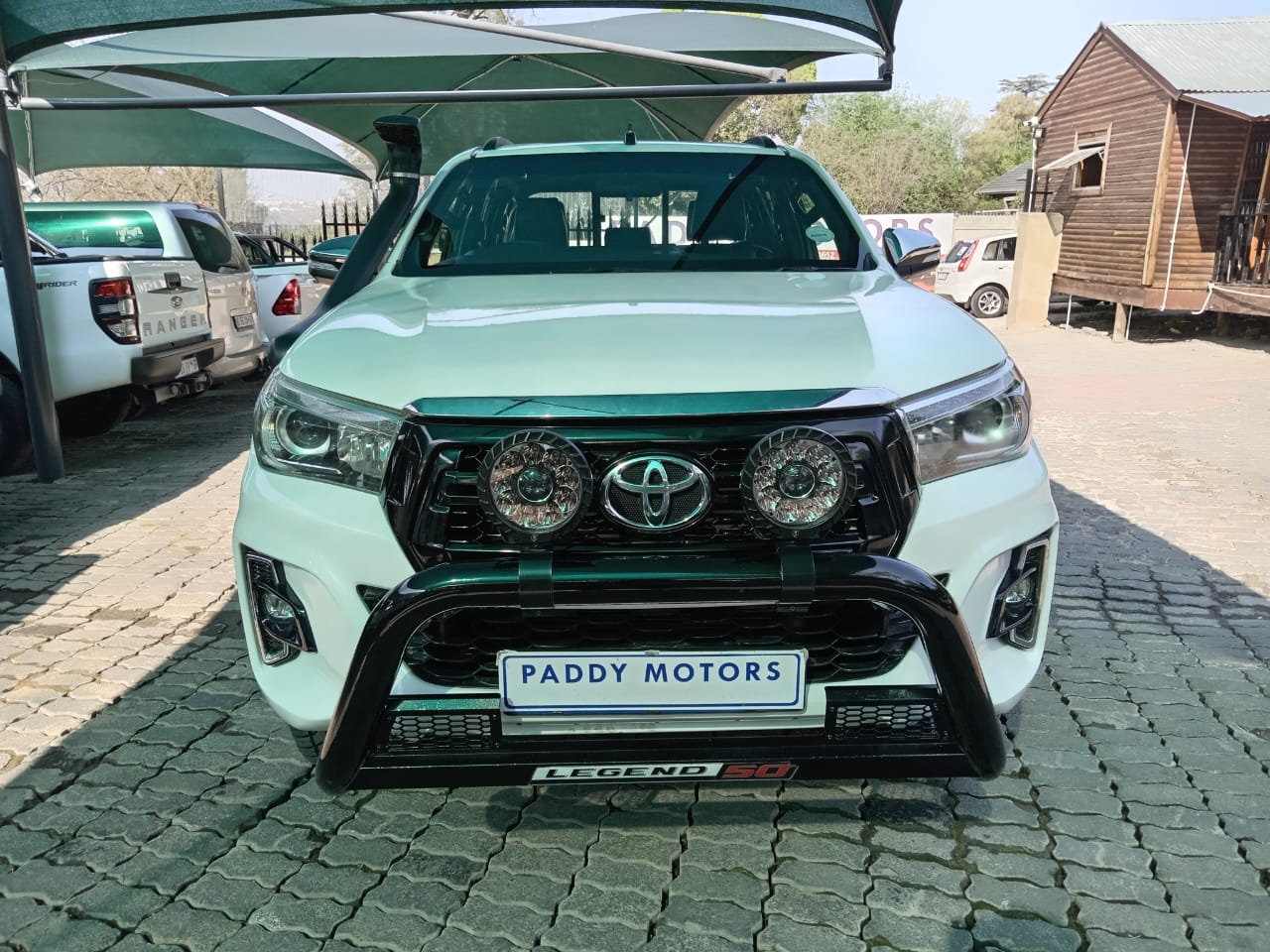 
								Toyota Hilux 2.8 GD6 Double cab 4×4 full									