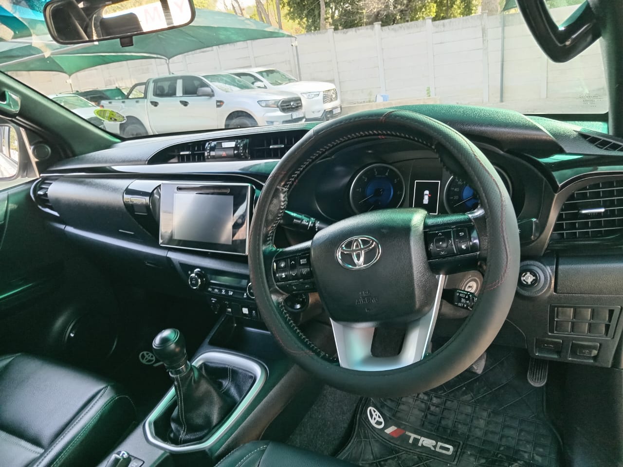 
								Toyota Hilux 2.8 GD6 Double cab 4×4 full									