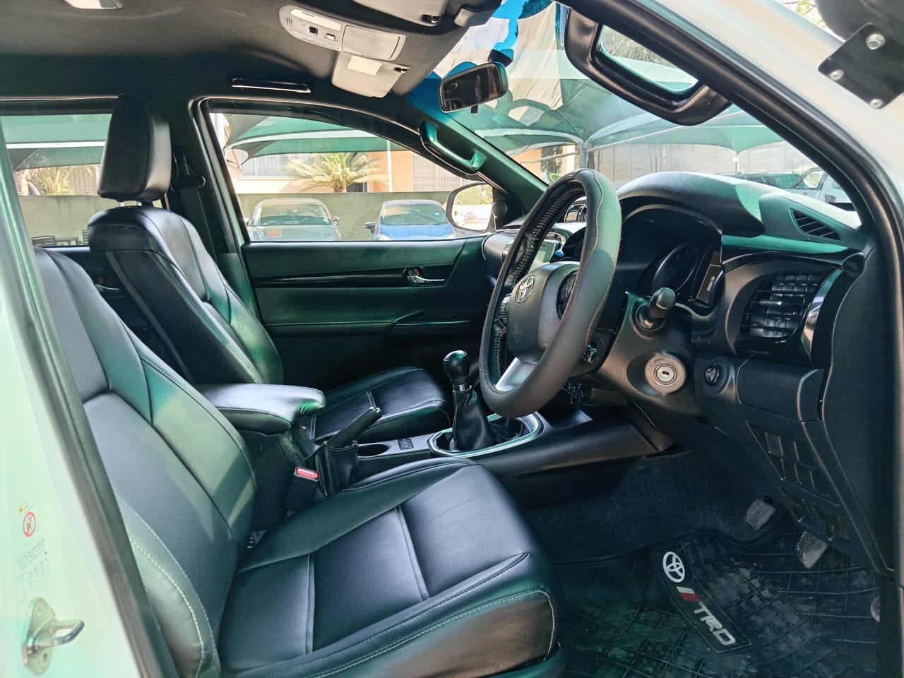 
								Toyota Hilux 2.8 GD6 Double cab 4×4 full									