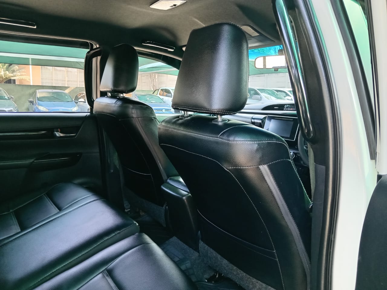 
								Toyota Hilux 2.8 GD6 Double cab 4×4 full									