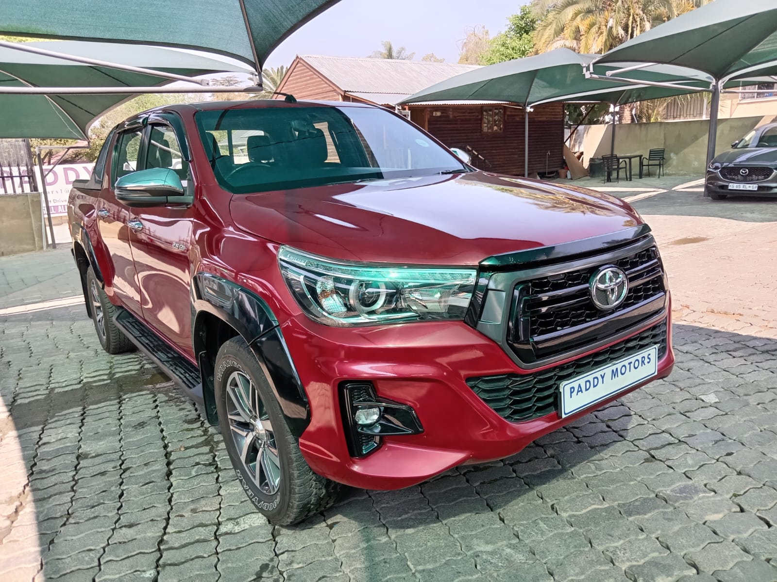 
								Toyota Hilux 2.8 GD6 Double cab 4×2. full									